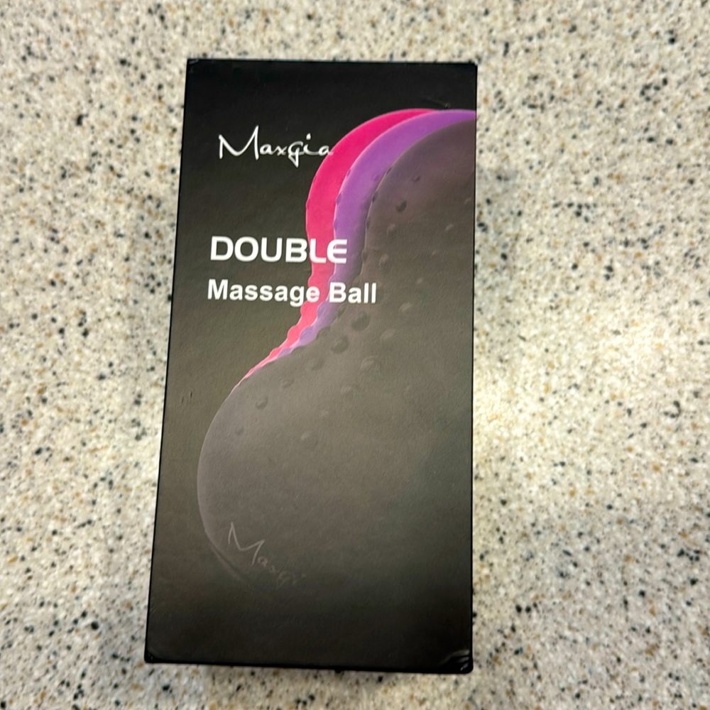 Machiavelli Double Massage Ball. USB connector